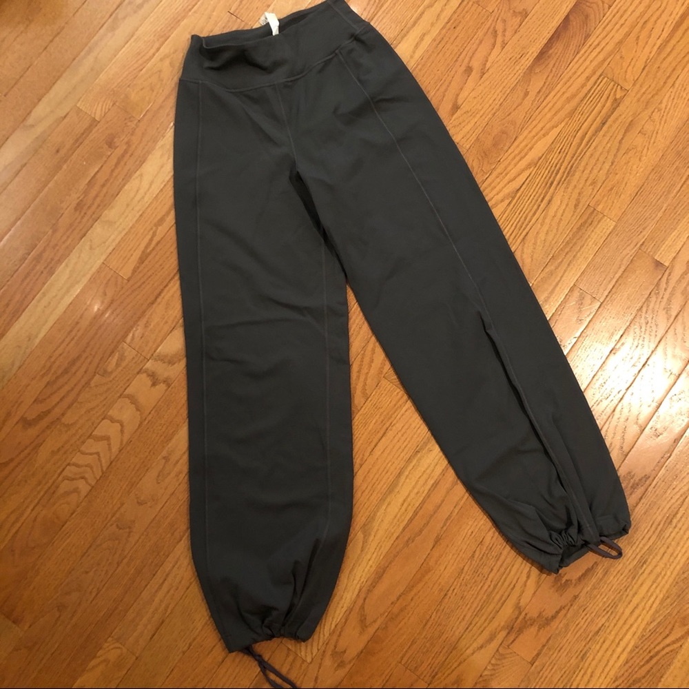 NWOT Lululemon Gray Pants